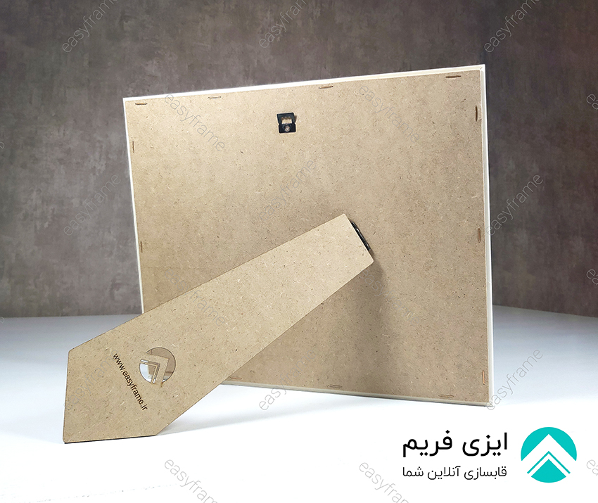 پشت قاب عکس مدال